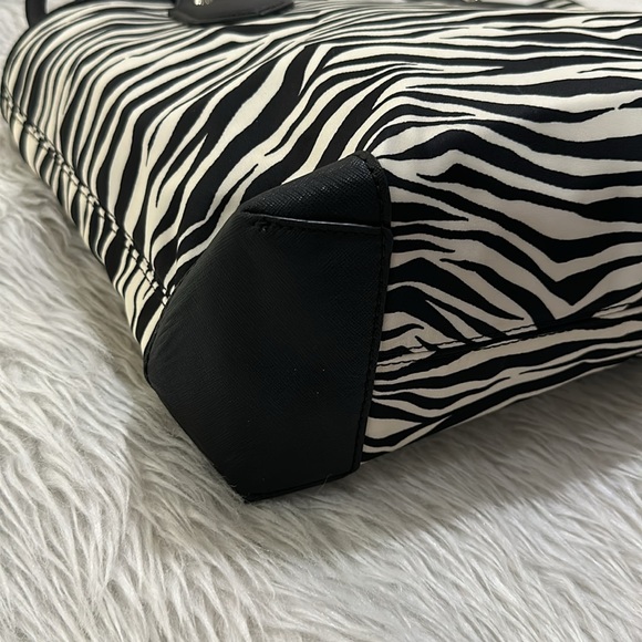 Michael Kors Eva black zebra print tote purse new - Picture 3 of 11